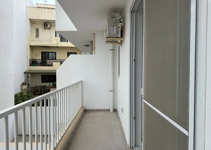 Mediterranean Nest Apartment *